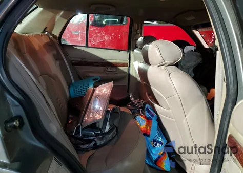 2000 Mercury Grand Marq z USA, uszkodzony, nr VIN 639727